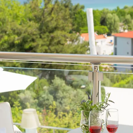 Mare Monte Small Boutique Chrisi Ammoudia