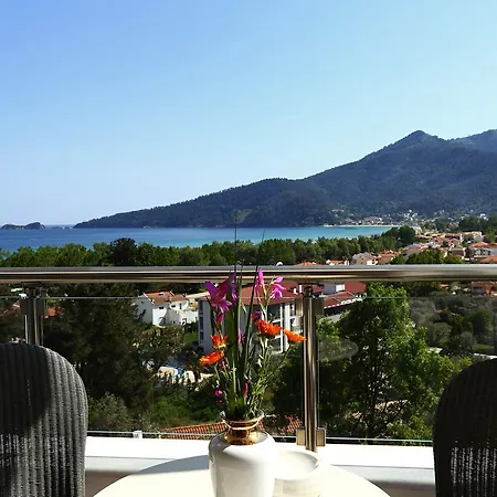 Hotel Mare Monte Small Boutique 3*