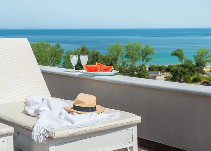 Mare Monte Small Boutique Chrysi Ammoudia