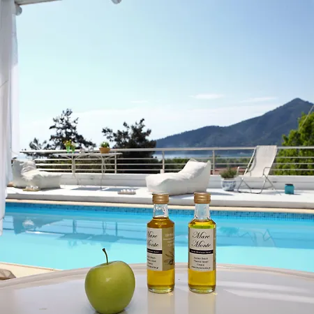 Mare Monte Small Boutique Chrisi Ammoudia