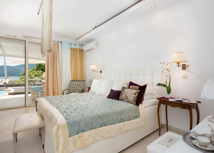 Hotel Mare Monte Small Boutique 3*